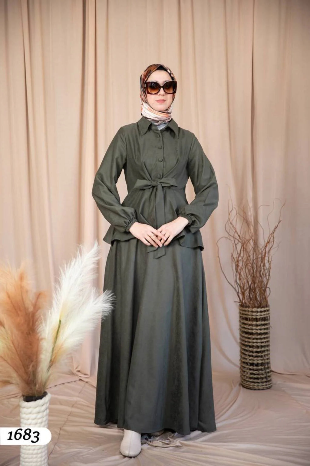 Kışın Asaleti |  2026 Süet Kumaş Uzun Elbise