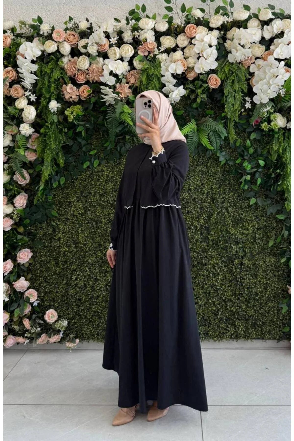 فستان شتوي أنيق بتفاصيل تطريز من Atika Moda | موسم الشتاء الجديد